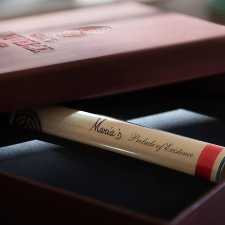 Grand Universe Lucca, Autograph Collection Luaran gambar